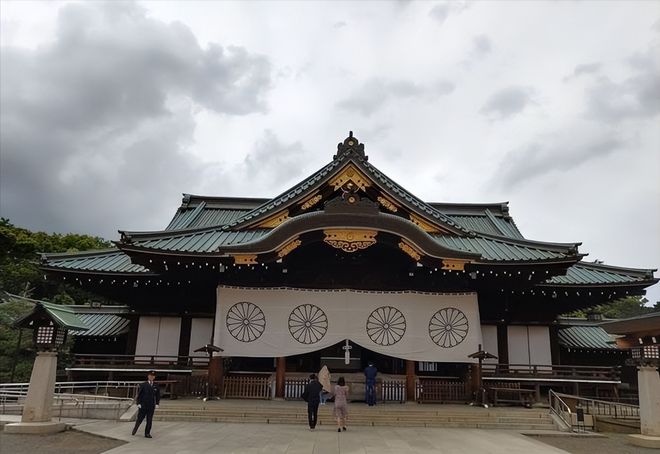反抗靖国神社的日本人反抗靖国神社的日本人，历史、声音与行动